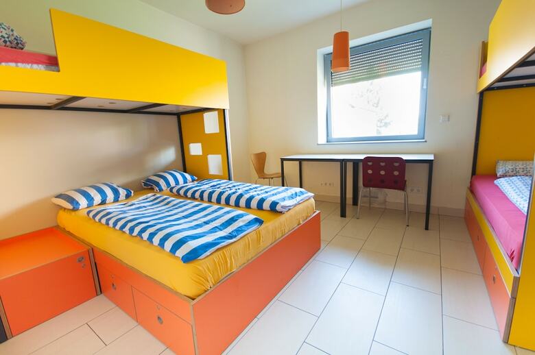 Hostal Simbol Rooms