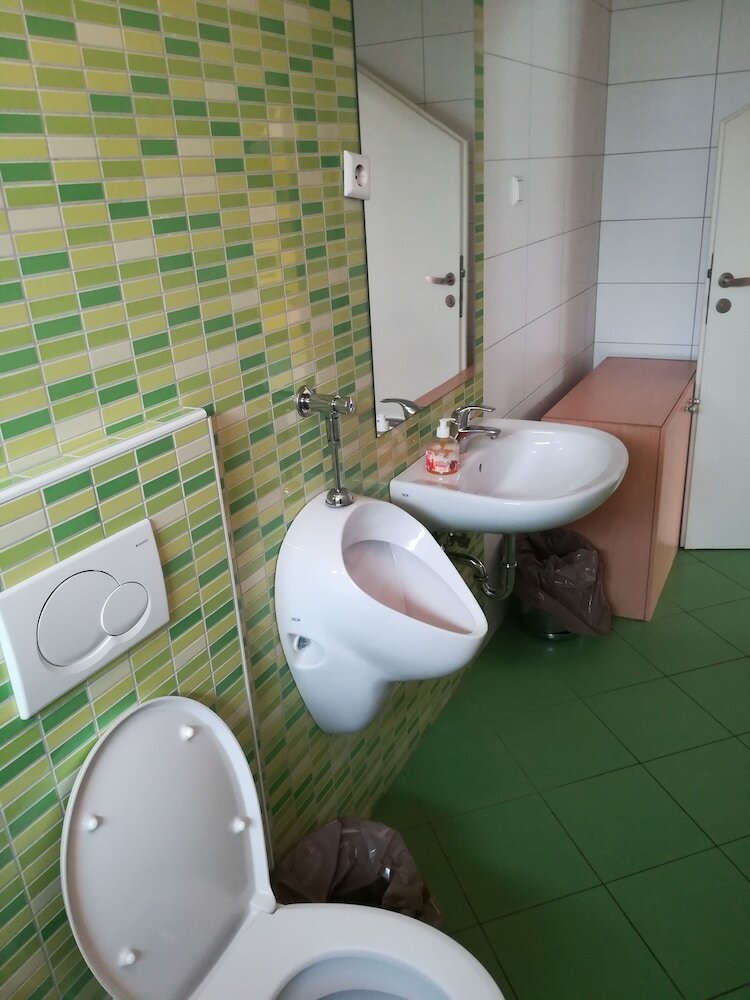 Hostal Simbol Rooms