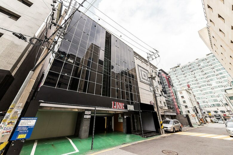 Line Hotel Suwon