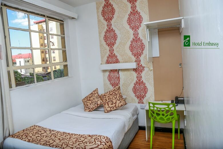 Hotel Embassy
