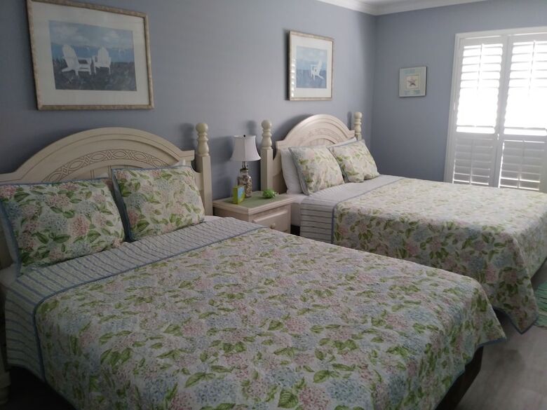 Turtle Crawl Inn