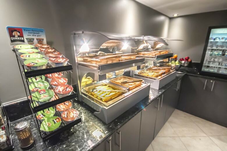 Hotel Faubourg Montreal Downtown Hotel 183492