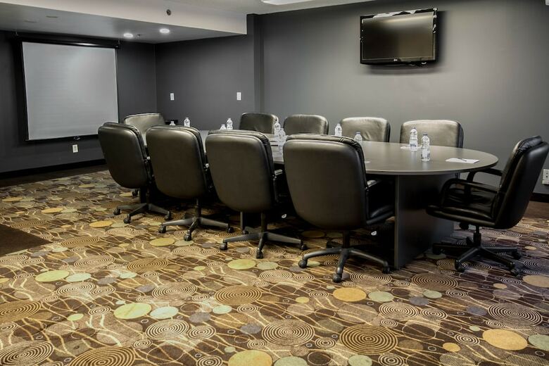 Hotel Faubourg Montreal Downtown Hotel 183492