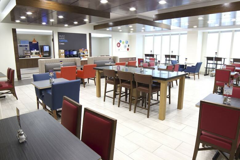 Holiday Inn Express Hotel & Suites Seguin