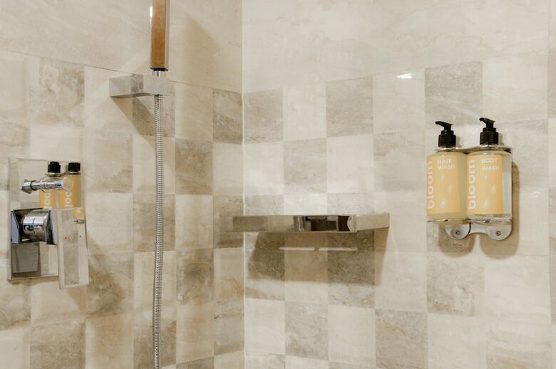 Hotel Bloomsuites | Calangute