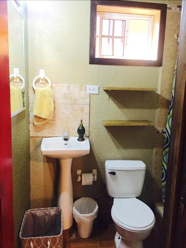 Cabana Anchor Inn