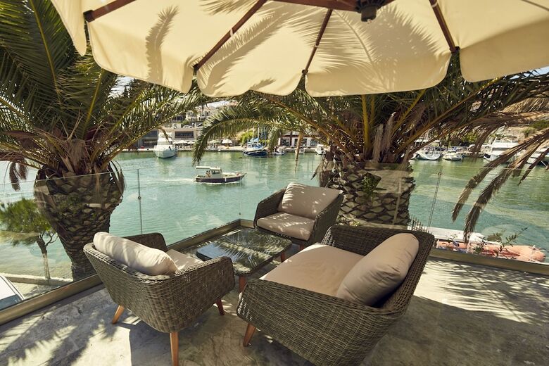 Kubana Hotel