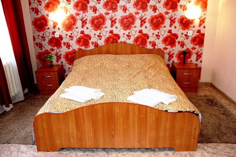 Hostal Oasis Hotel