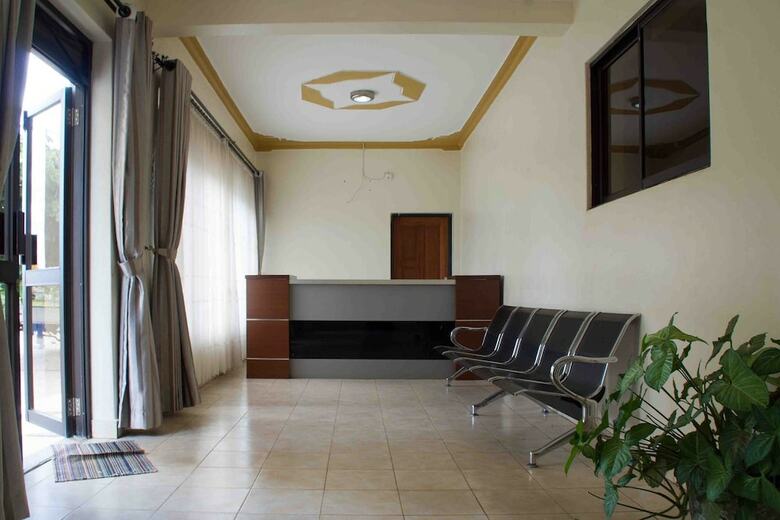 7 Eleven Hotel