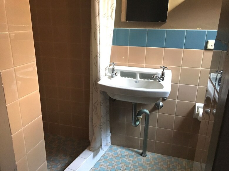 Swansea Hotel