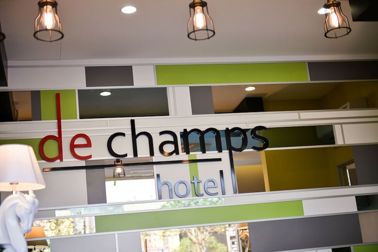 De Champs Hotel
