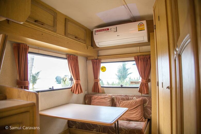 Hotel Samui Caravans Beach Camp