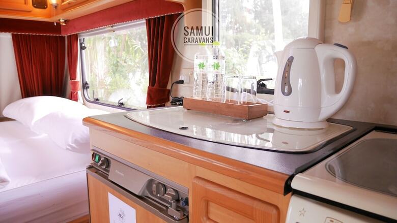 Hotel Samui Caravans Beach Camp