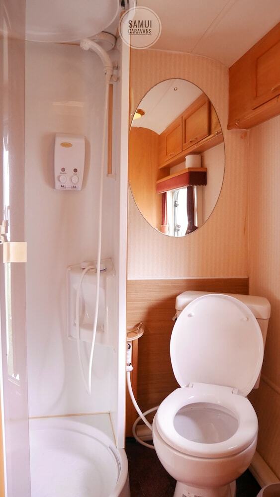 Hotel Samui Caravans Beach Camp