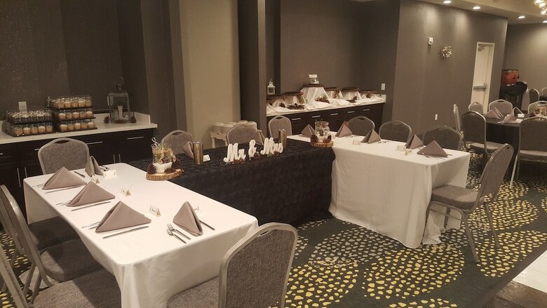 Holiday Inn Hotel And Suites-decatur