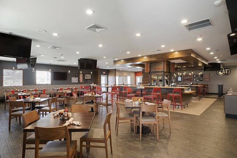 Holiday Inn Hotel And Suites-decatur