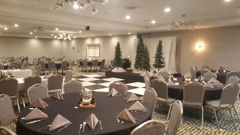 Holiday Inn Hotel And Suites-decatur