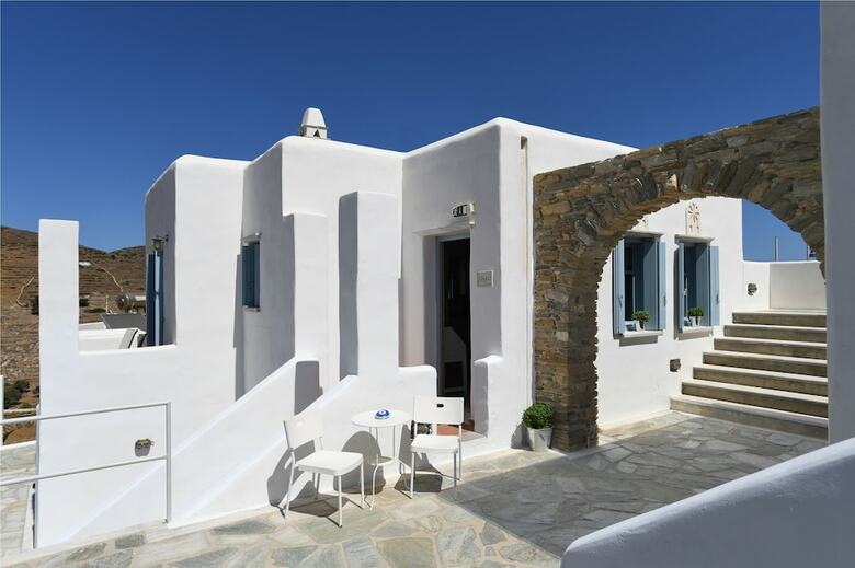 Apartamentos Glafki Studios & Suites