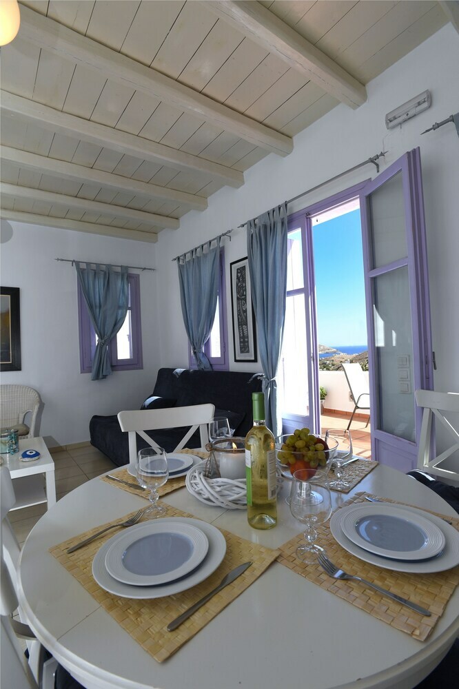 Apartamentos Glafki Studios & Suites