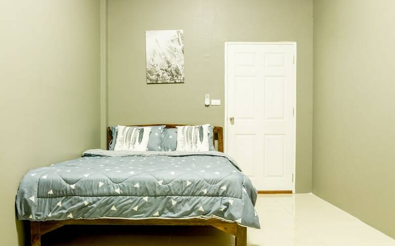 Hostal Iris Hostel