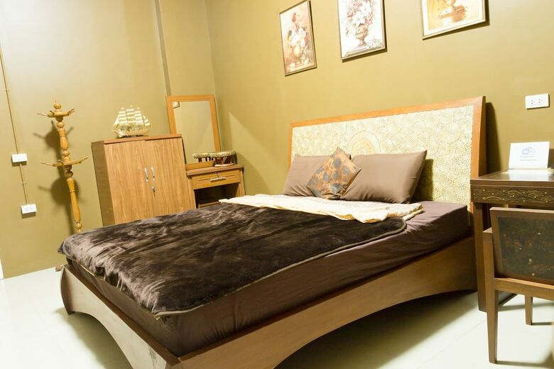 Hostal Iris Hostel