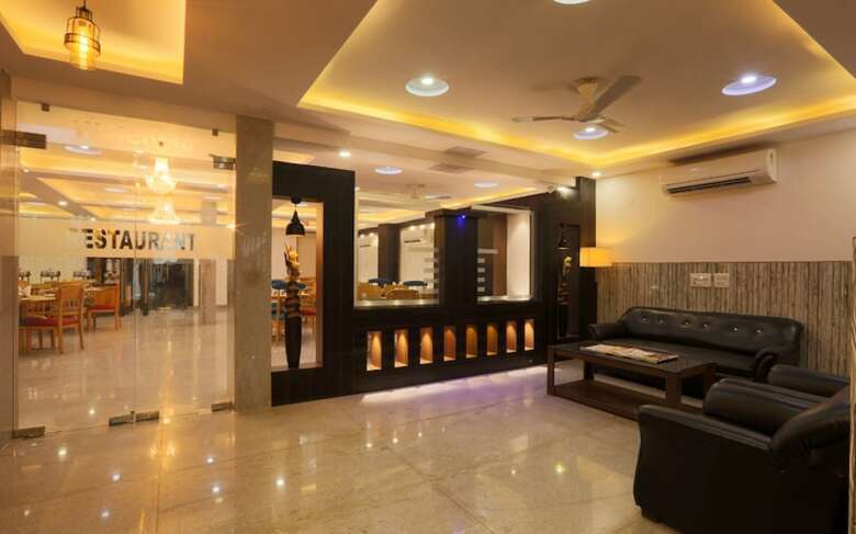 Hotel Arch