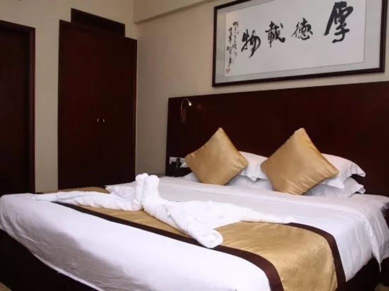 Guang Cai Hotel