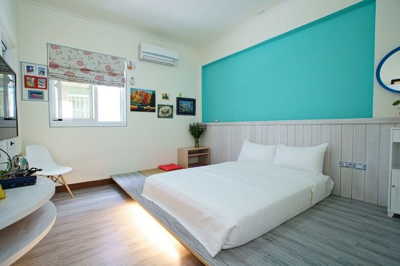 Taitung Painted House B&B