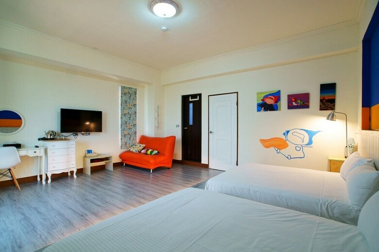 Taitung Painted House B&B