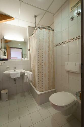 Hostal Hotel Garni Sterff