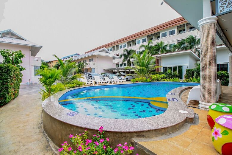 Hotel Oyo 266 Baanloksouylokchay