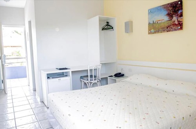 27 Praia Hotel