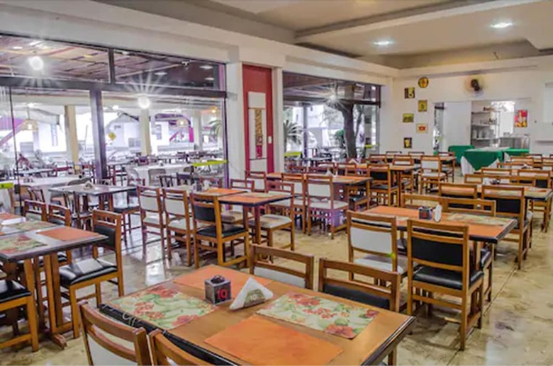 27 Praia Hotel