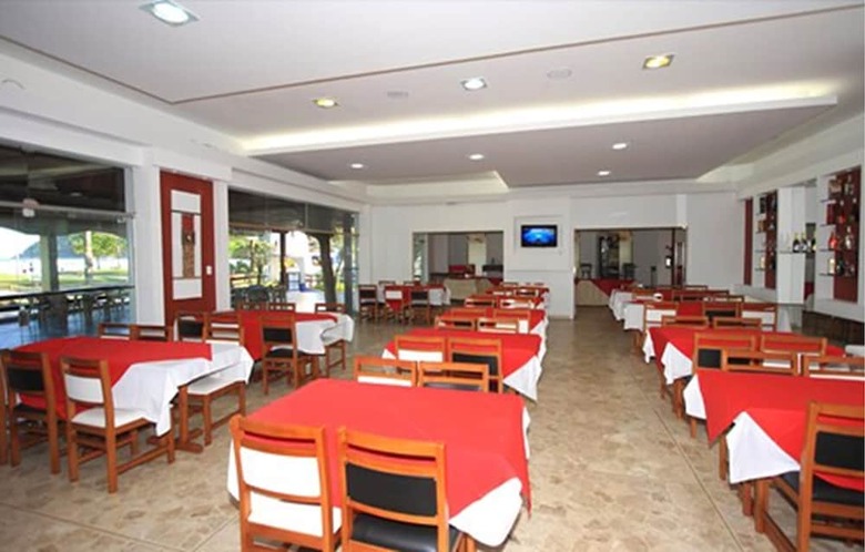 27 Praia Hotel