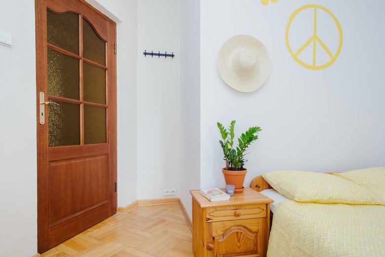 Apartamentos Lucka Rooms - Yellow Submarine B24.1
