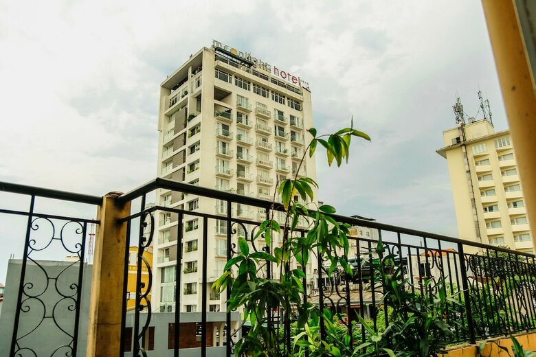 Hostal Dmz Hostel Hue