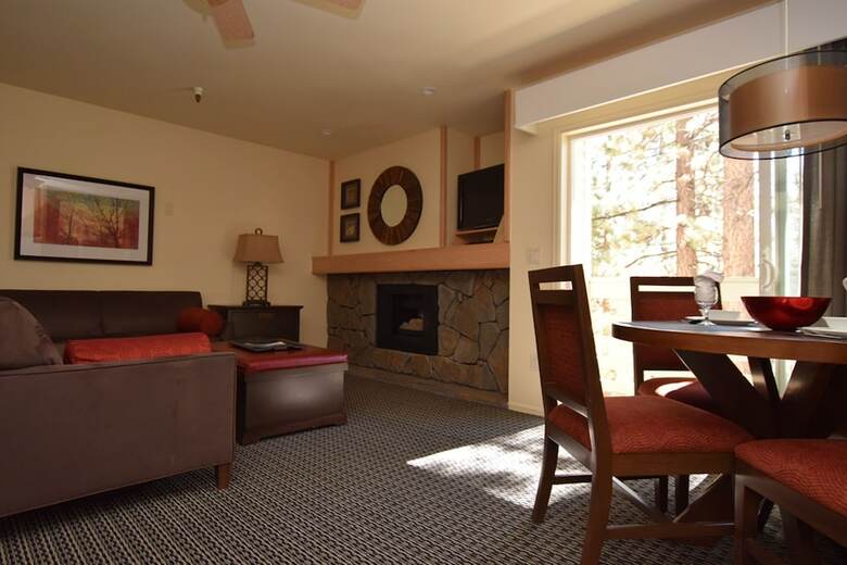 Hotel The Lodge At Kingsbury Crossing