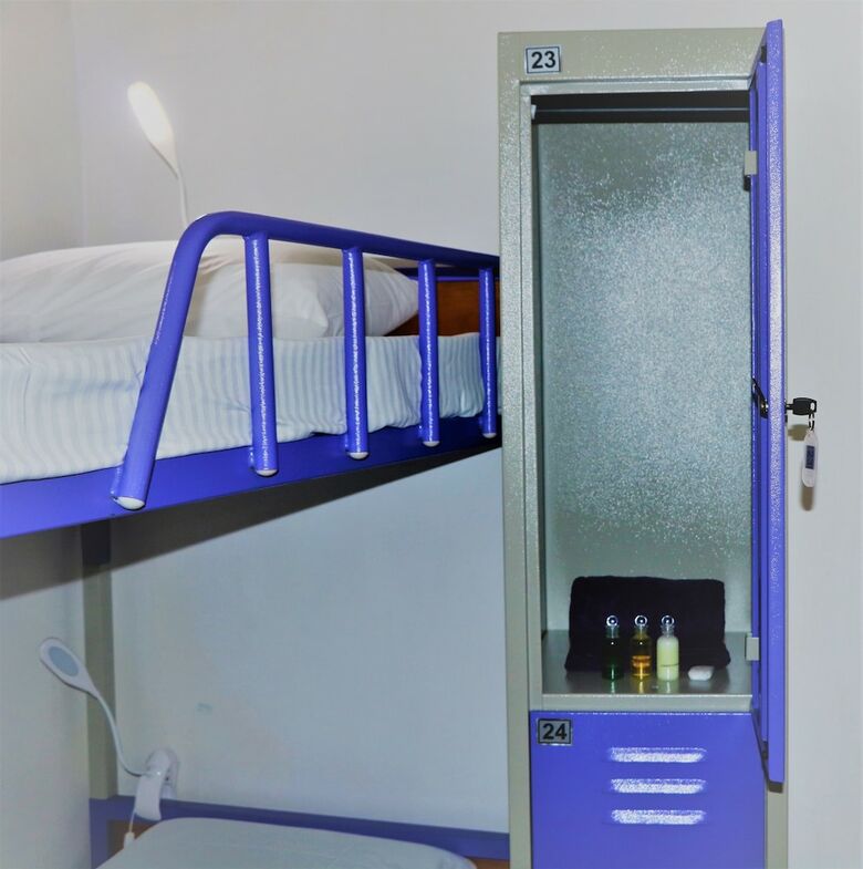 Hostal Eos Hostels