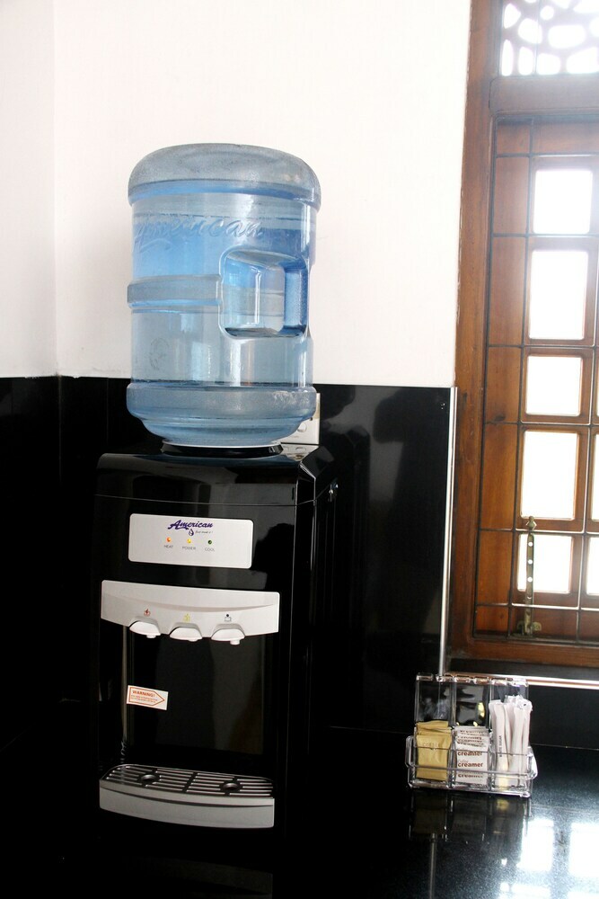 Hostal Eos Hostels