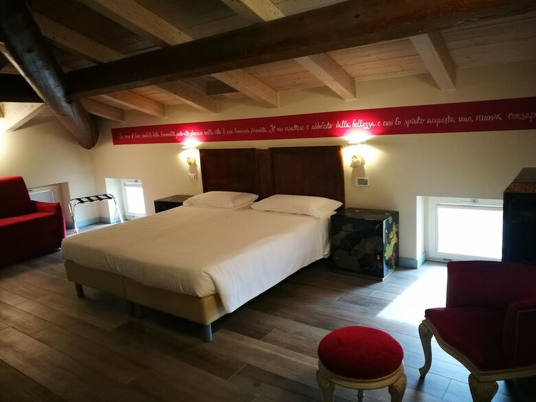 Hotel Villa Di Cazzano - Bioluxury Living