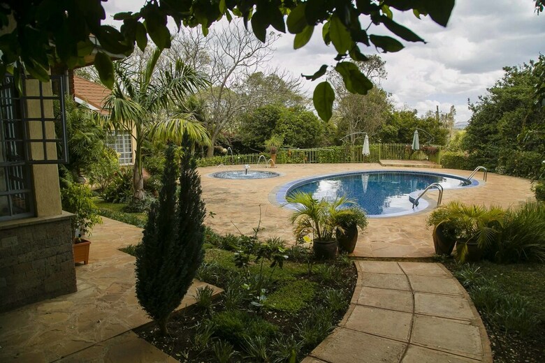 Hotel La Belle Villa