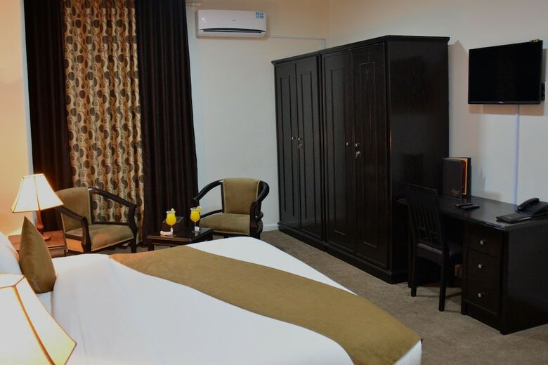 Lilium Hotel