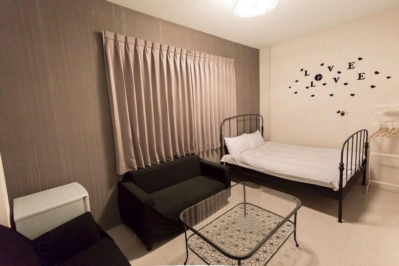 Hotel Fengjia Line Stack