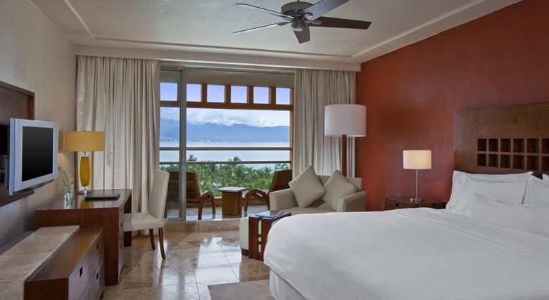 Westin Resort & Spa Puerto Vallarta Hotel