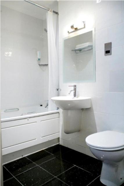 Artto Hotel(.)