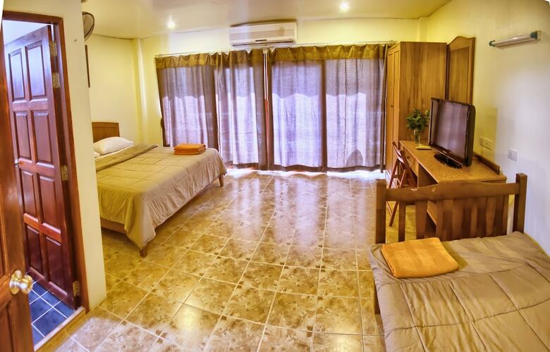 Hostal Hugs Guesthouse