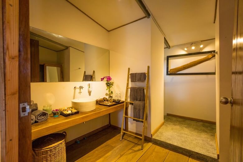 Hotel Kampot River Residence