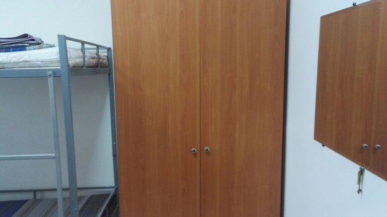 Hostal Admiral Hotel - Hostel