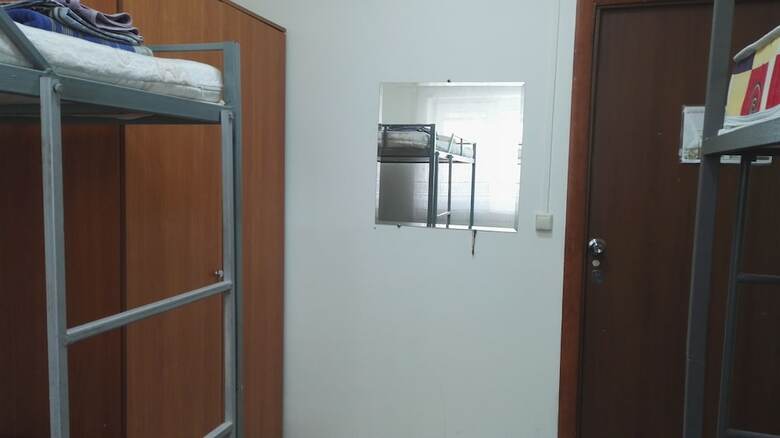 Hostal Admiral Hotel - Hostel