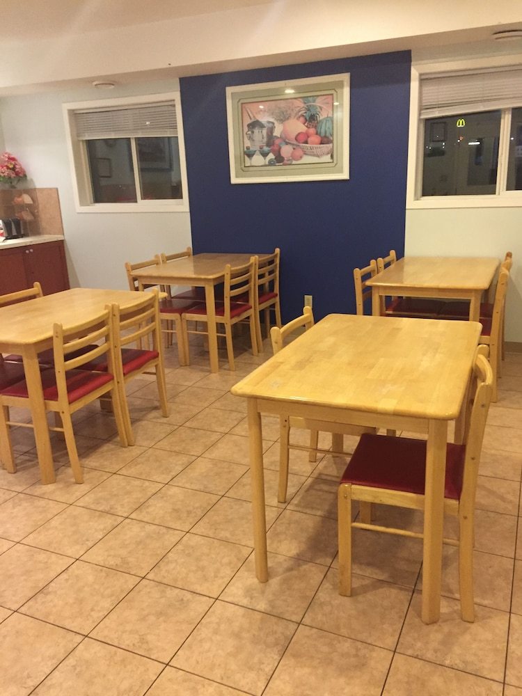 Hotel Travel Inn & Suites Innisfail